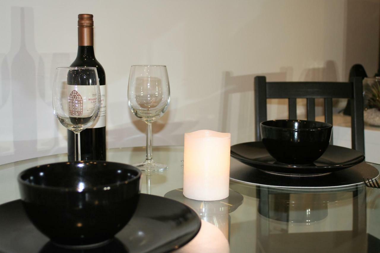 Governor Luxe 1 Bedroom Apartment In The Heart Of Barton Wifi Gym Wine Secure Parking Canberra Kingston Εξωτερικό φωτογραφία