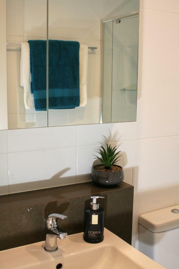 Governor Luxe 1 Bedroom Apartment In The Heart Of Barton Wifi Gym Wine Secure Parking Canberra Kingston Εξωτερικό φωτογραφία