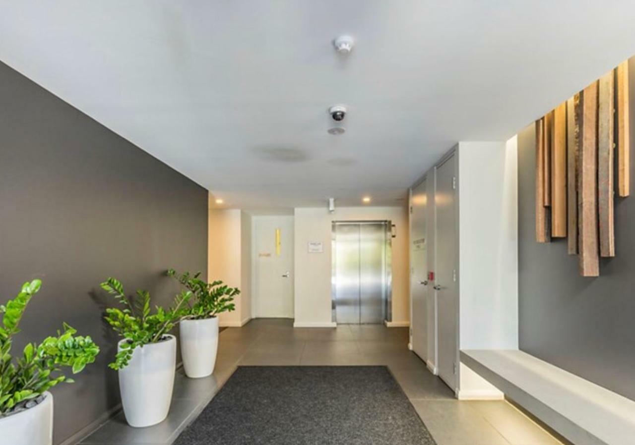 Governor Luxe 1 Bedroom Apartment In The Heart Of Barton Wifi Gym Wine Secure Parking Canberra Kingston Εξωτερικό φωτογραφία